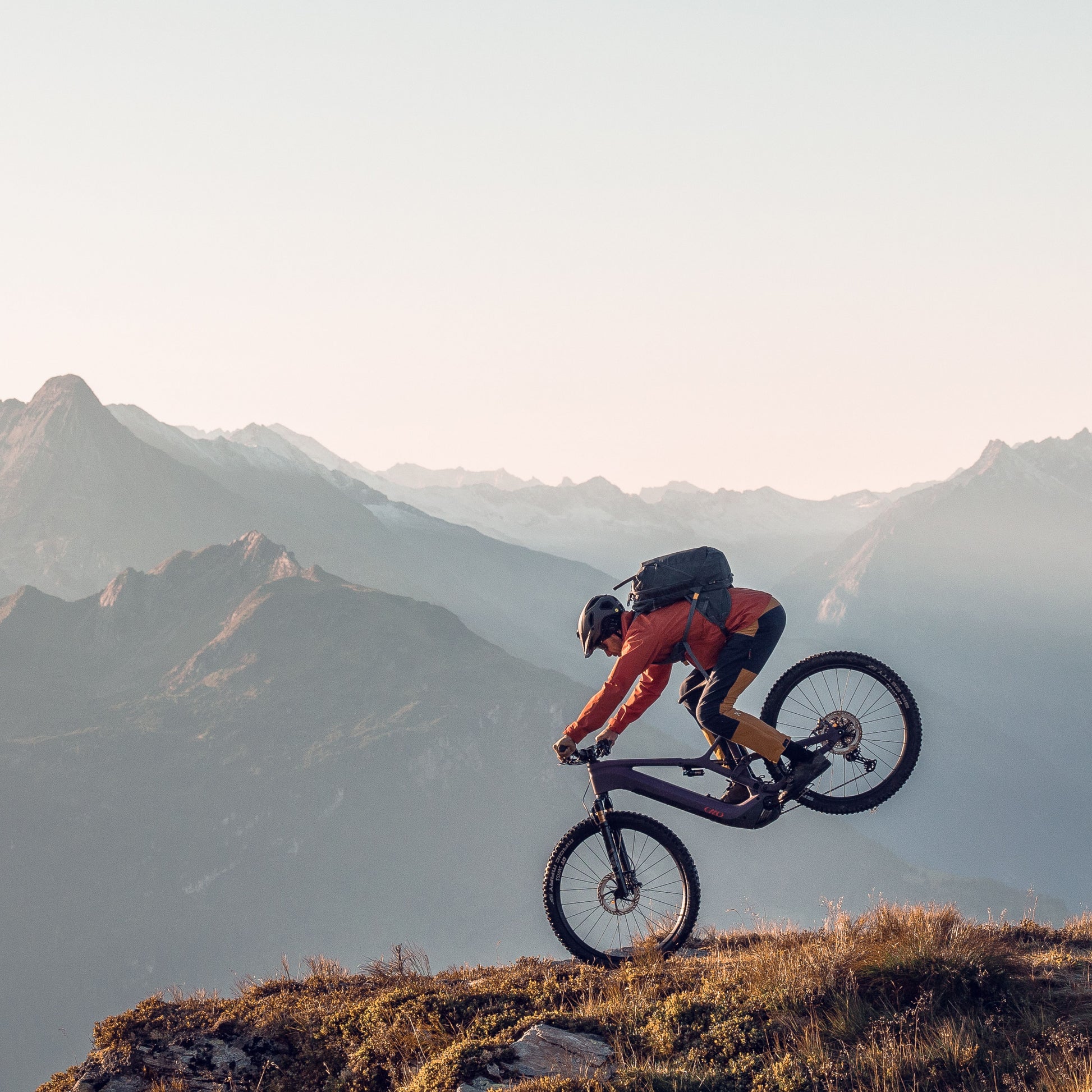 Cilo Tanay HC3 Full-Suspension Carbon eMTB
